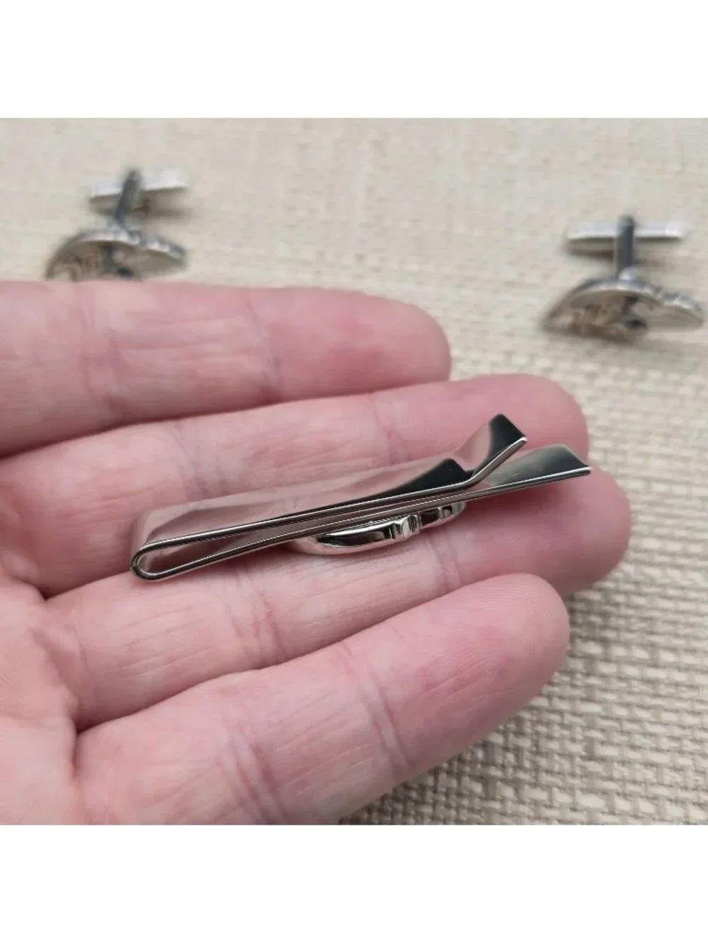 Baltimore Ravens Cufflinks and Tie Clip Set, NFL Men’s Formal Gift A8130